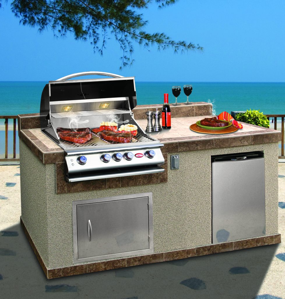 outdoor kitchen with Gas grill